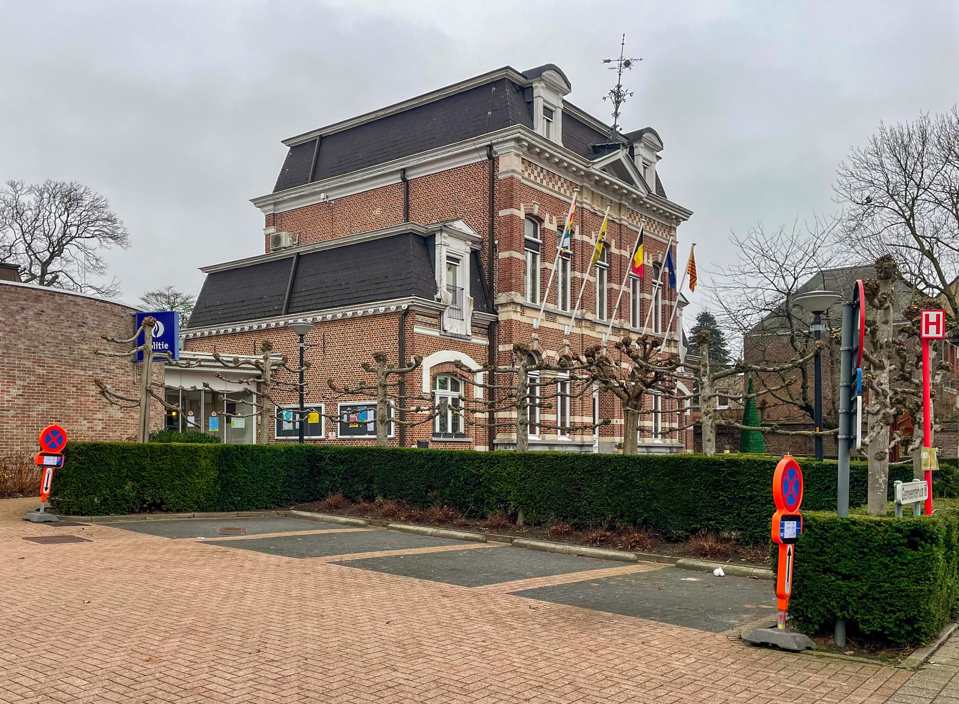 borsbeek fusie beslissing, 18 december, gemeentehuis borsbeek